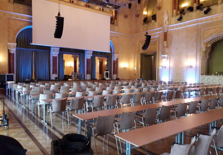 konferenciasztal bérlés, brent.hu