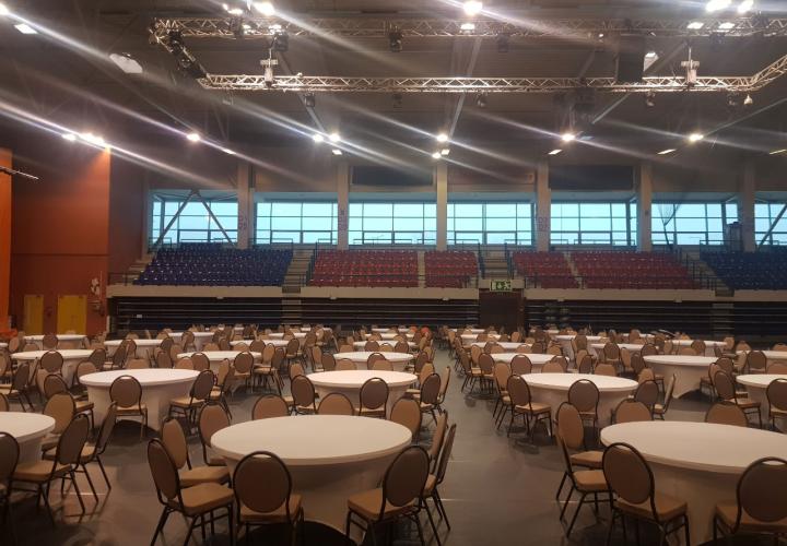 tejeskávé konferenciaszék kölcsönzés, brent.hu