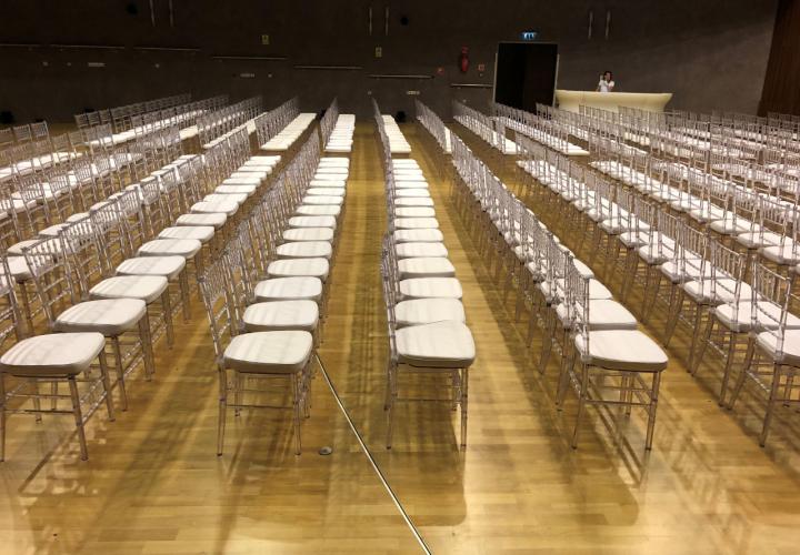 chiavari szék bérlés rendezvényekre, brent.hu