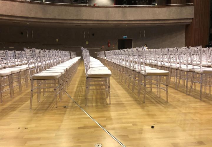 chiavari szék bérlés rendezvényekre, brent.hu