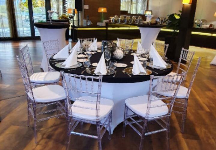 chiavari szék plexi bérlés, brent.hu