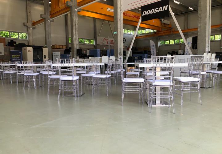 plexi chiavari szék bérlés, brent.hu