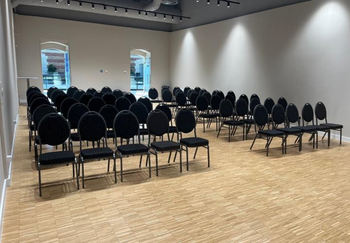fekete konferenciaszék bérlés, brent.hu
