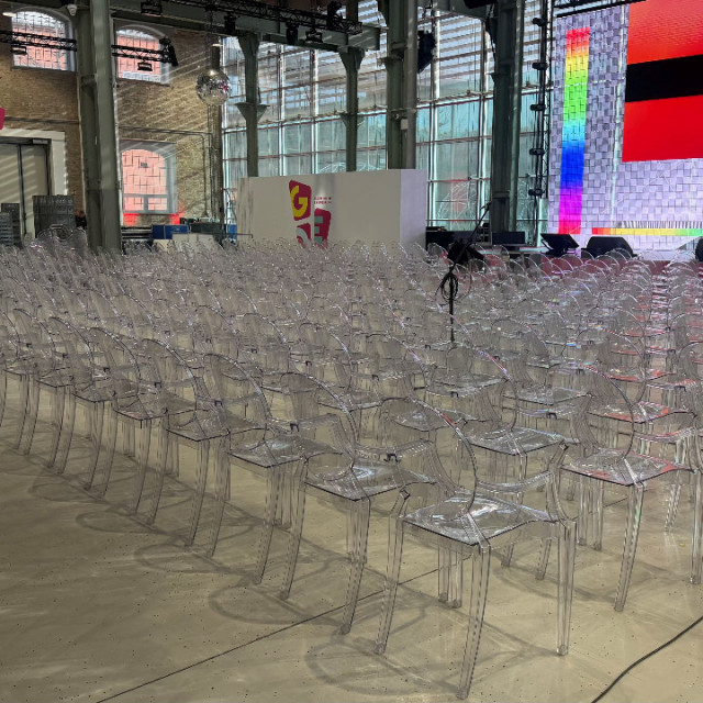 karfás plexi szék bérlés, brent.hu