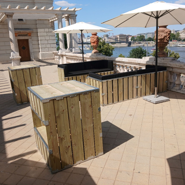 wood lounge szett bérlés , brent.hu