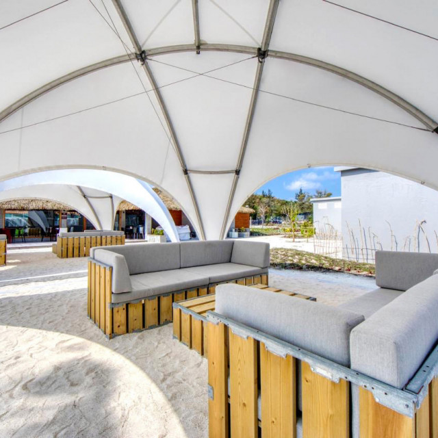 wood lounge szett bérlés , brent.hu