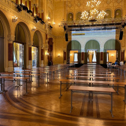 konferencia asztal bérlés, brent.hu